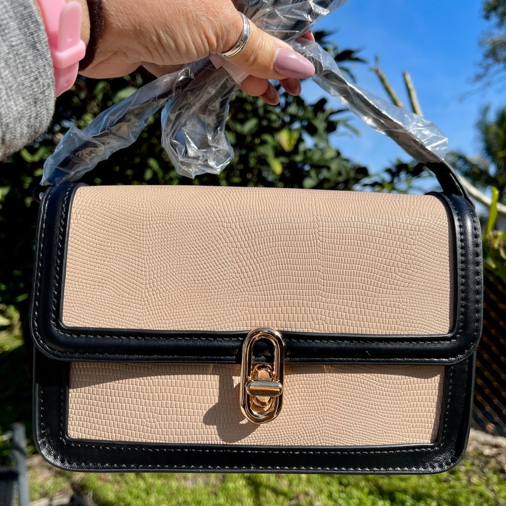 JULES KAE Anthropologie Crossbody Black and Tan Bag (MIA) - Picture 2 of 16